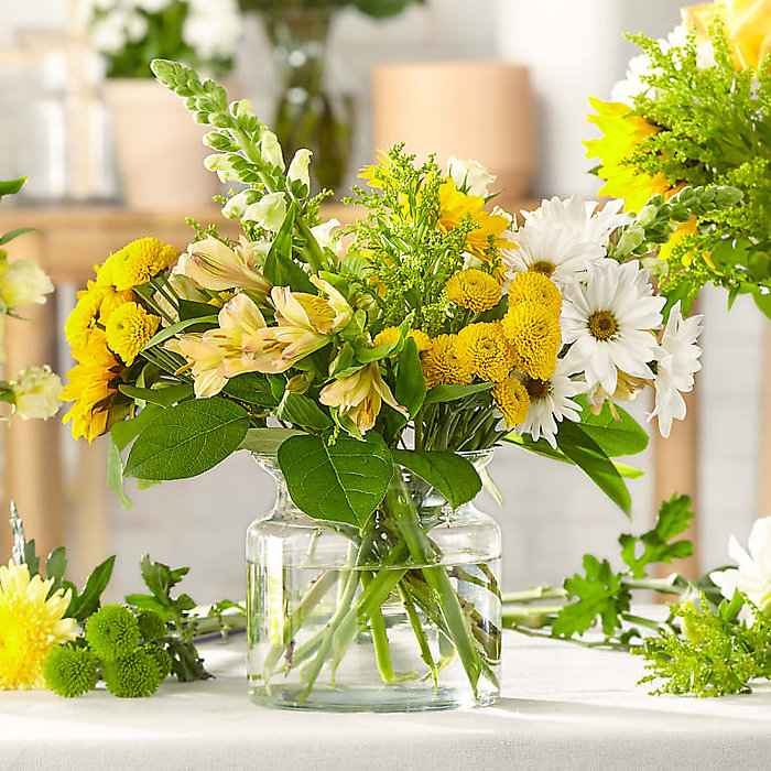 Rustic Wildflower – A Florist Original